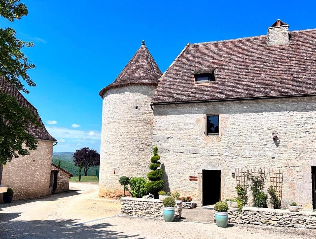 Les Vieilles Tours