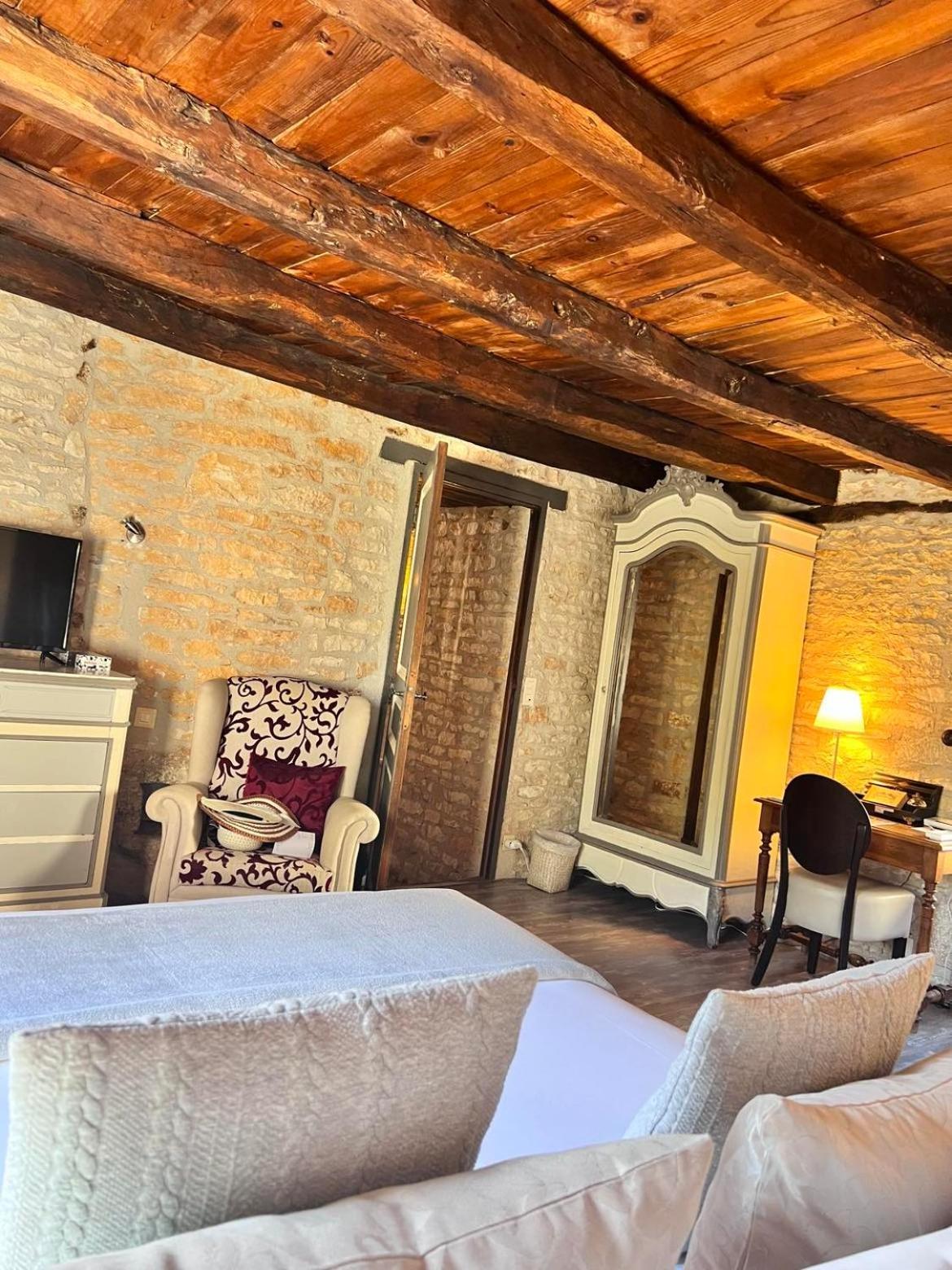 Hotel Les Vieilles Tours