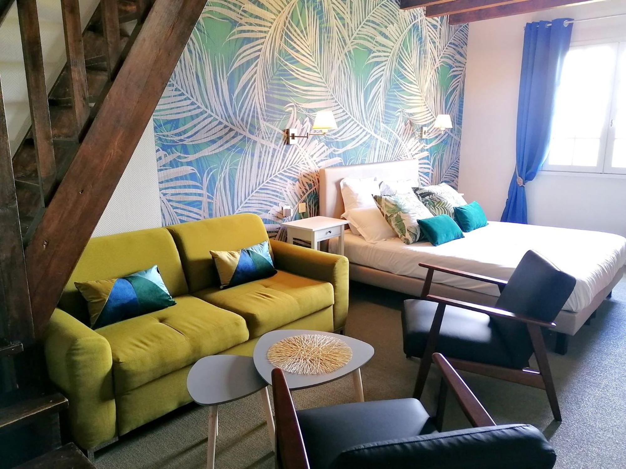 Les Vieilles Tours Hotel