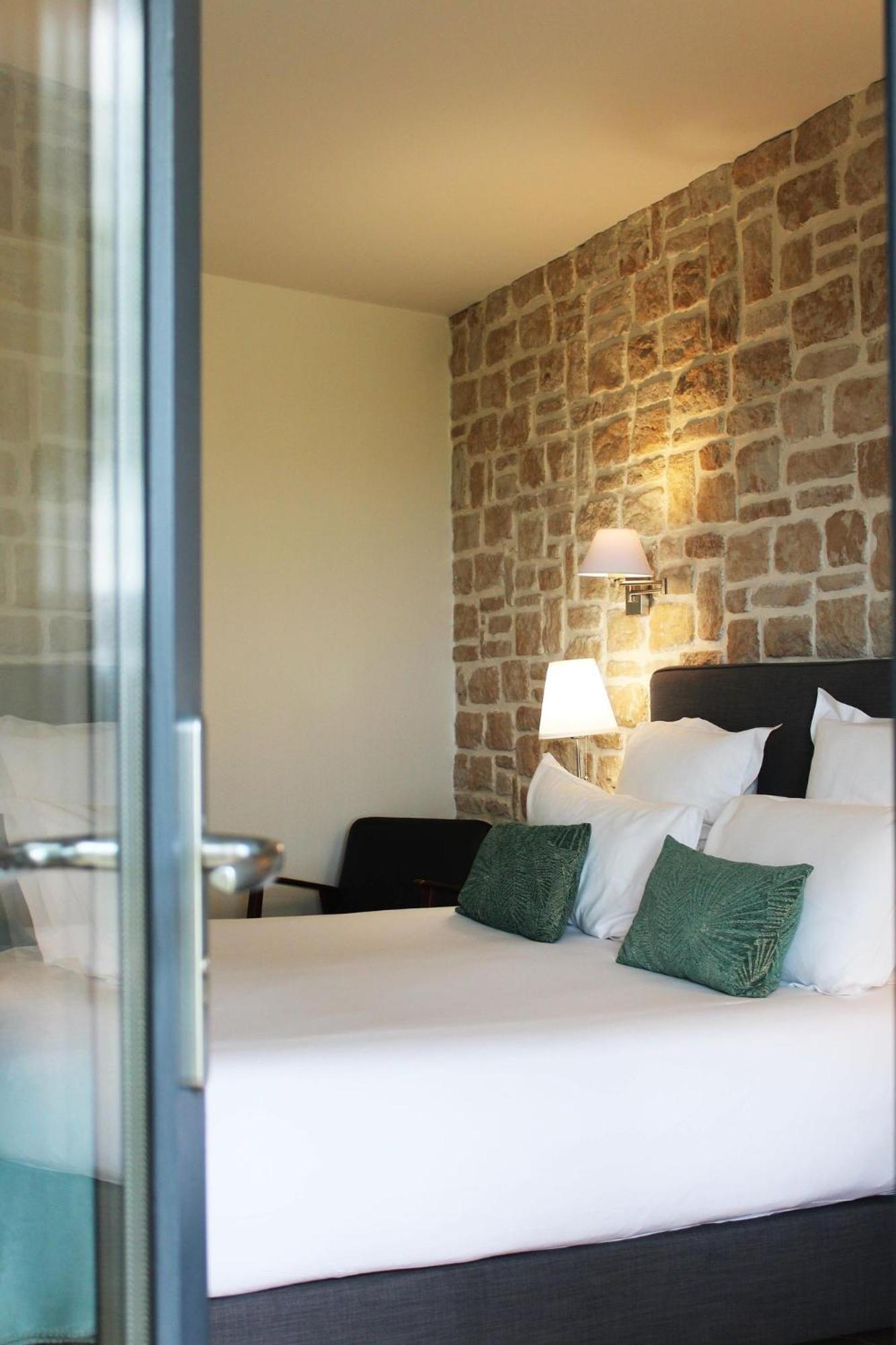 Hotel Les Vieilles Tours