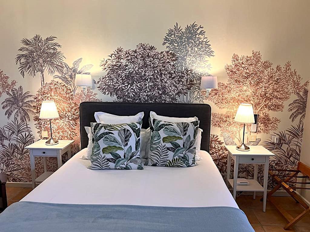 Les Vieilles Tours Hotel 3*
